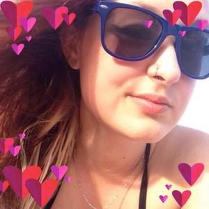 Meet your Posher, Avery